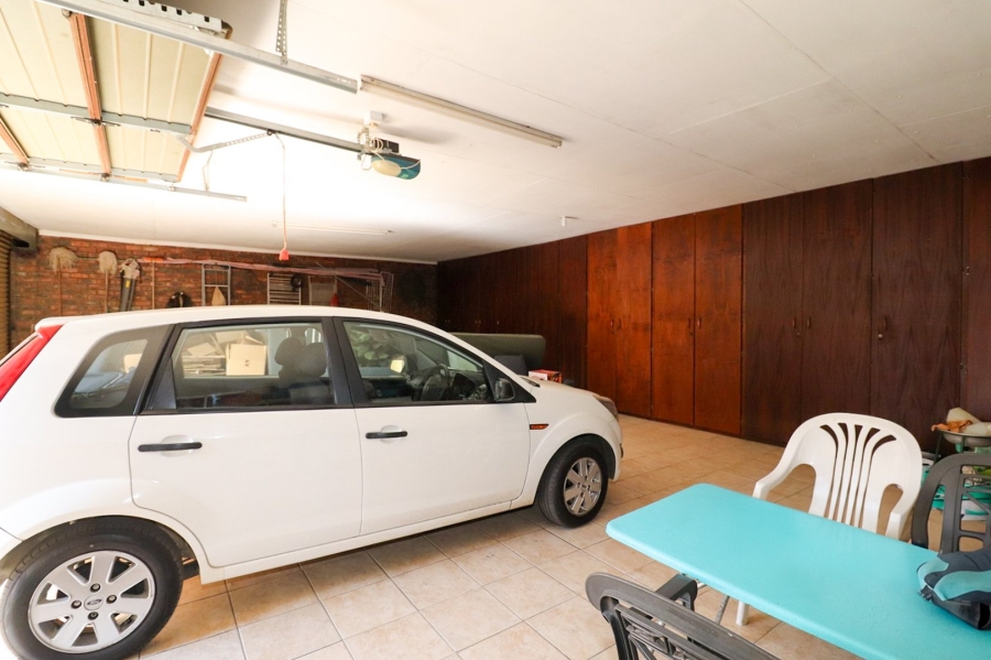 3 Bedroom Property for Sale in Vaal Park North West